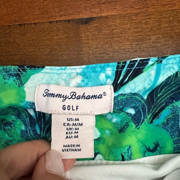 Tommy Bahama Golf Tropical Skort - Size M - Picture 2 of 3